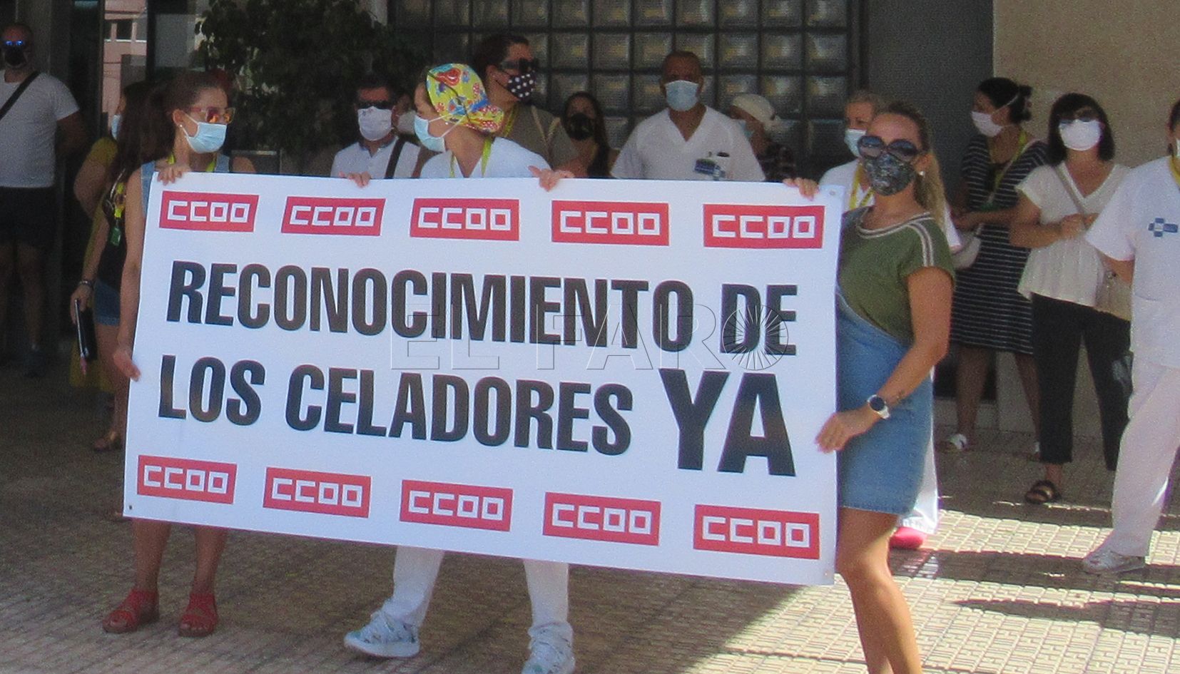 celadores Celadores, en pie de guerra pues el Ingesa no les considera sanitarios