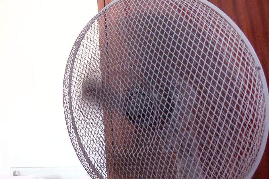 ventilador 1 Mucho calor y pocas nubes en Melilla