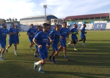 EhpozfcWAAE4dBp La UD Melilla concluye la primera semana de pretemporada