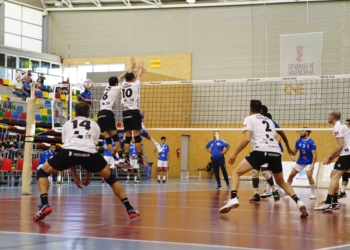 Los favoritos luchan por el liderato