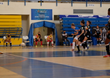 Las jugadoras melillenses se dejaron la piel en cada una de las jugadas de este encuentro oficial.
