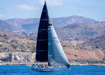 Foto Regata @RCMediterraneo2 El ‘Ciudad de Melilla’ se cita en Motril