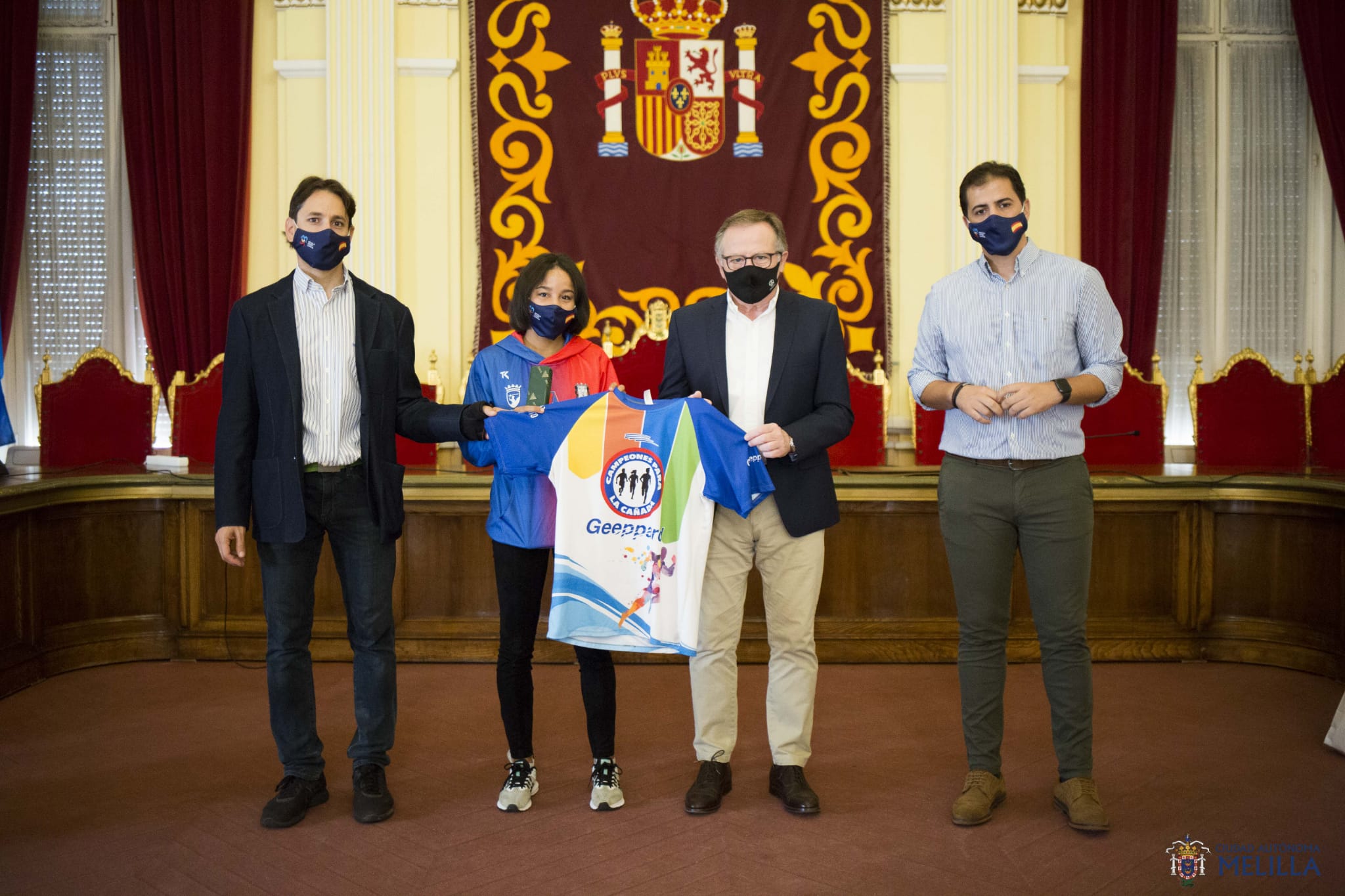 Hassna Aich recibida por la Ciudad