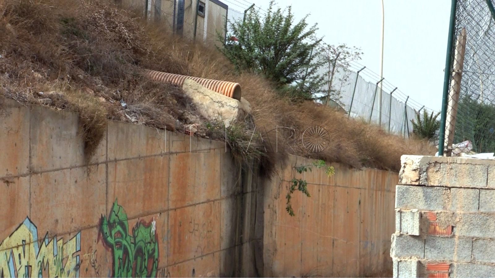 desagüe Medio Ambiente repara la canalización del centro covid en Altos del Real