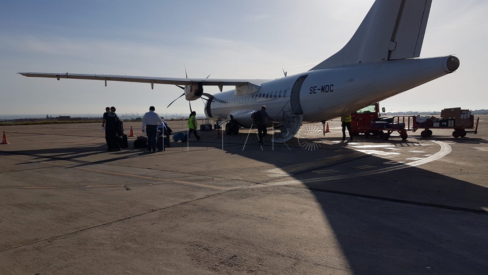 avión 1 Salud Pública trabaja en protocolo para hacer test a los estudiantes que regresen en Navidad