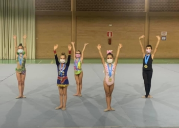 La primera expedición la conforman Ana Játiva, Chantal Albarracín, Alma Abdelazid, Lucia Arenas y en masculino Leo Faus