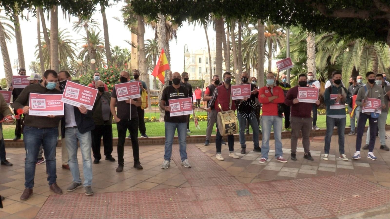 cacerolada hosteleria melilla La Hostelería pide urgencia y una partida que sea única para el sector