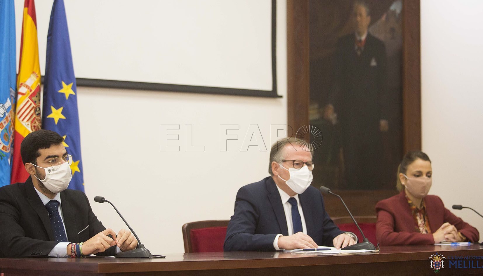 tres Más restricciones: cerrarán mercadillos con aglomeraciones y hay un 30% de aforo en locales