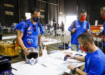 59e5f Puesta de largo melillense en el Dakar