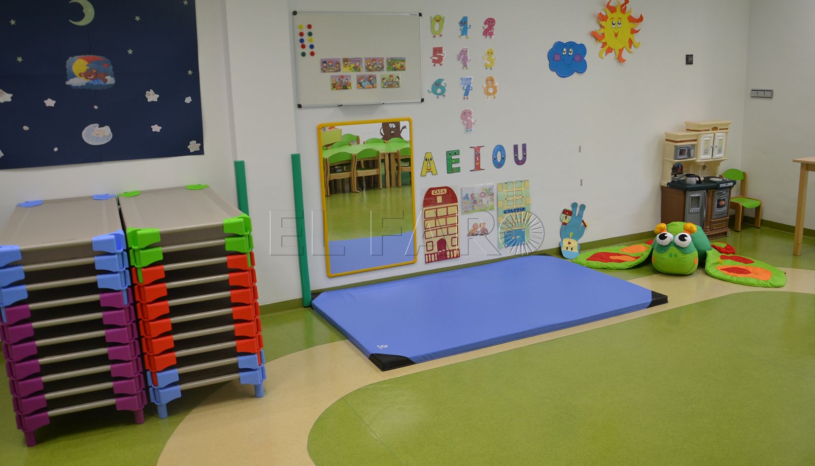 escuela infantil publica UGT exige para las trabajadoras de los centros infantiles mejoras laborales