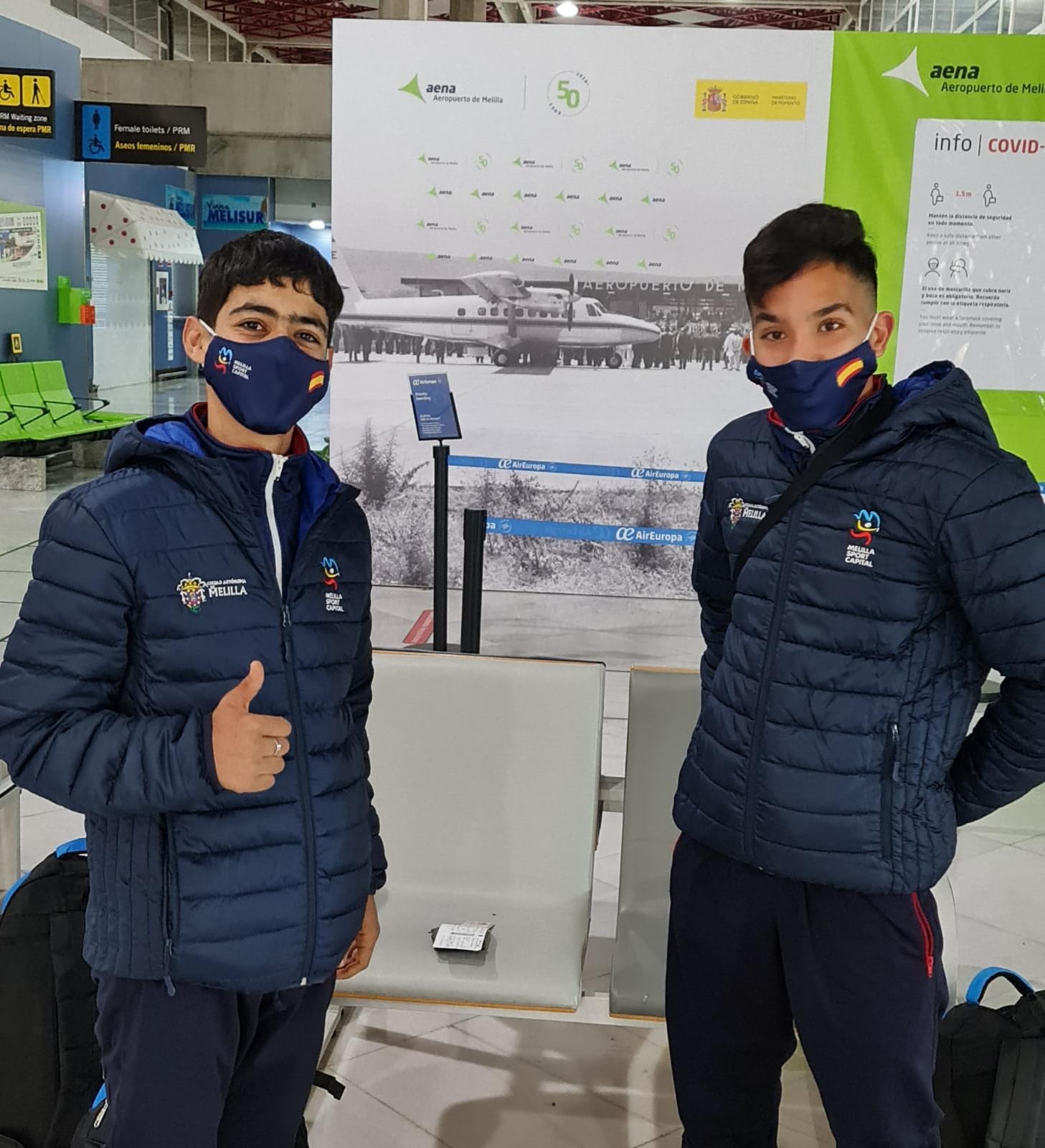 Dos jóvenes atletas melillenses en la Copa España de carrera por nieve en montaña
