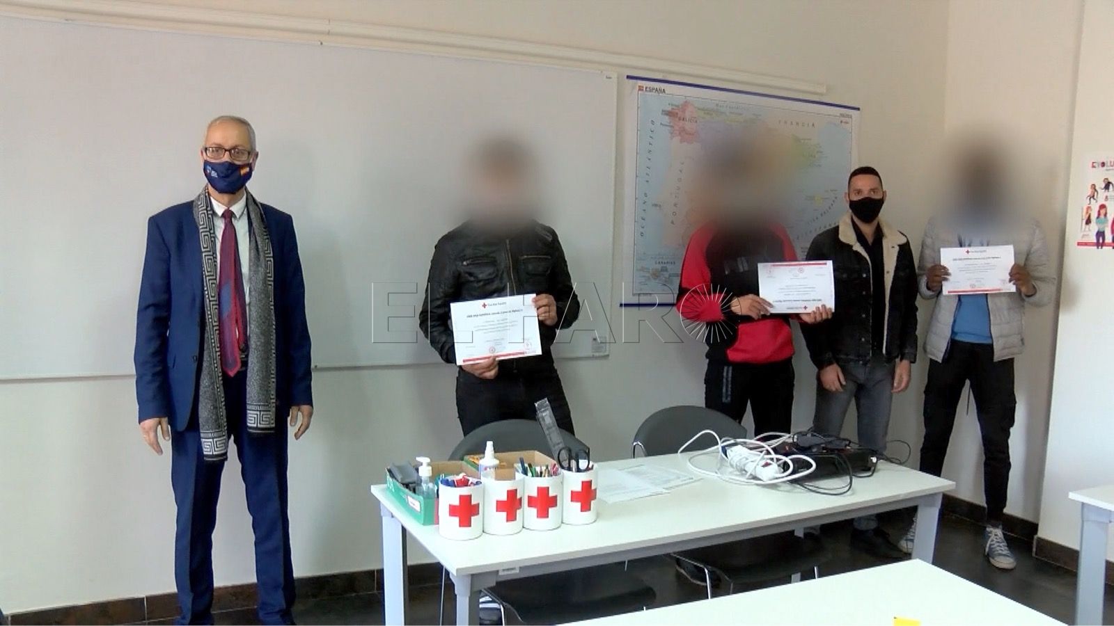 15 menores tutelados finalizan el curso de lengua española de Cruz Roja 15 menores tutelados finalizan el curso de lengua española de Cruz Roja