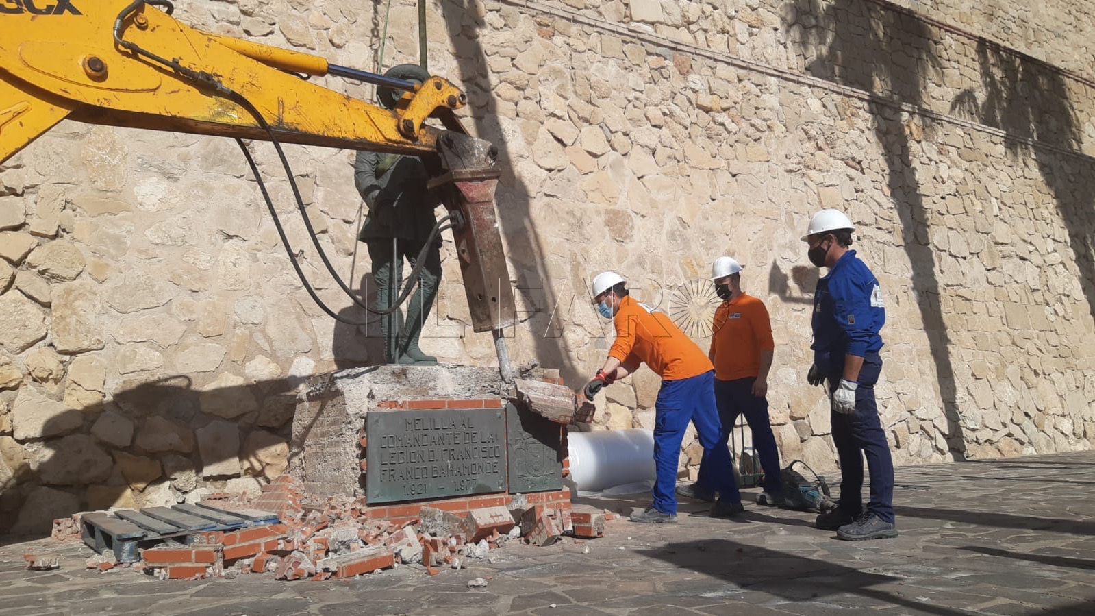 Adiós a la última estatua de Franco, 15 años después de la Ley de Memoria Histórica