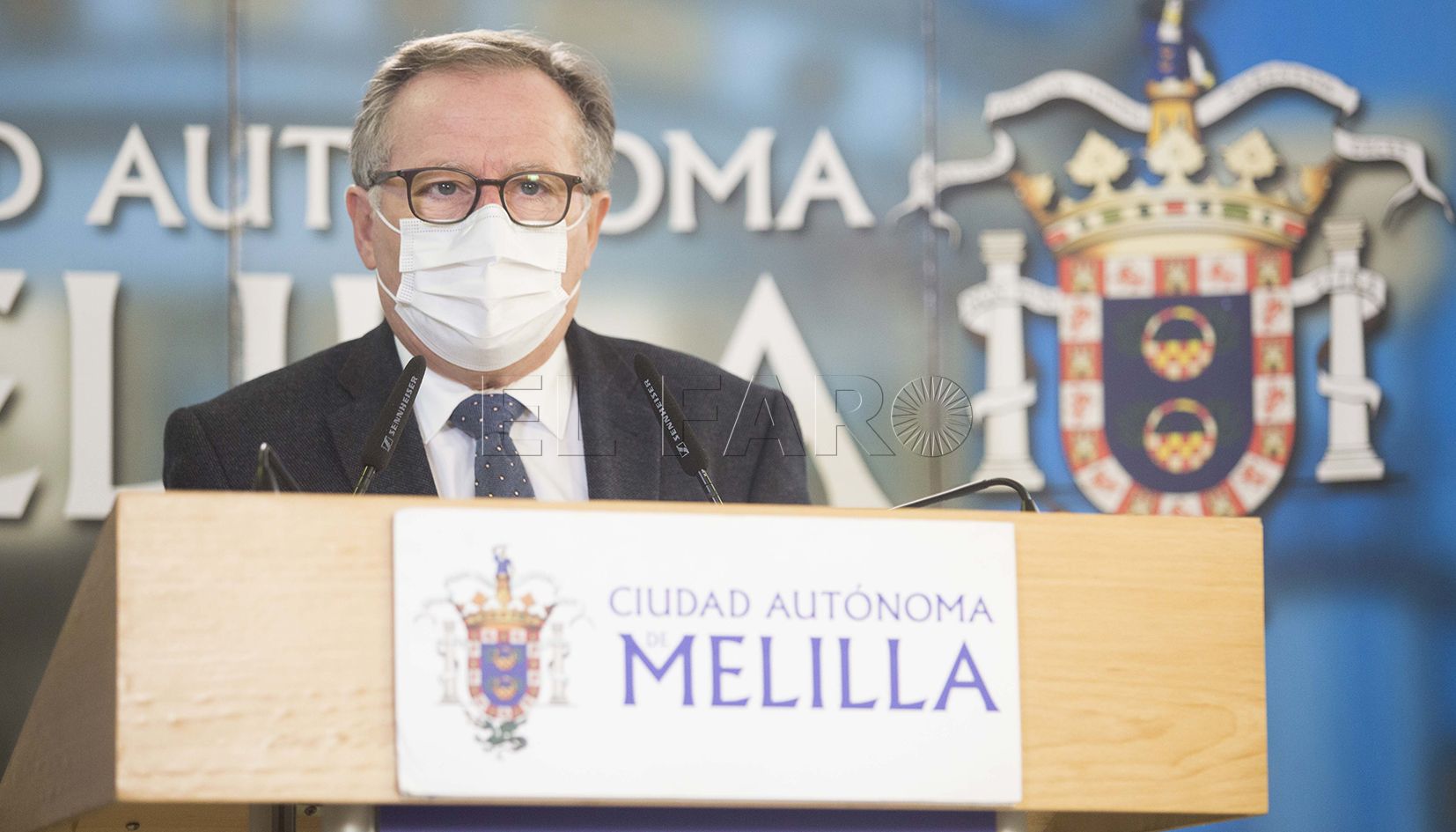 de castro De Castro demanda una OSP para los vuelos de Madrid y Málaga y ampliar el aeropuerto
