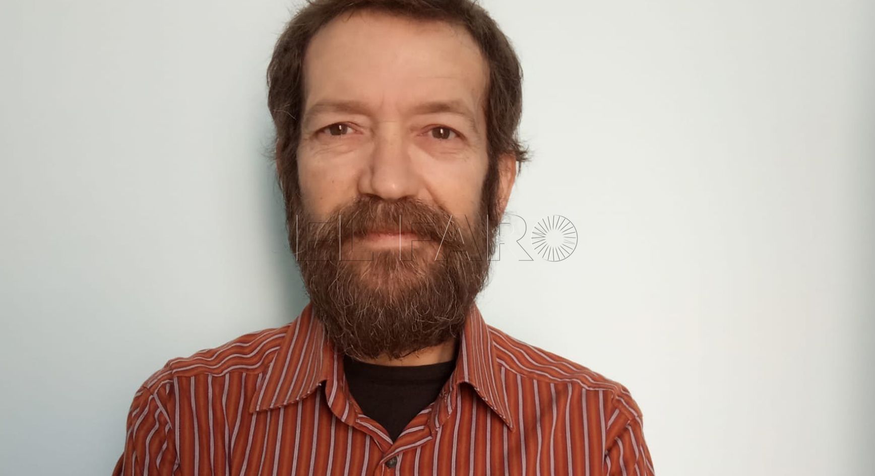 oscar Podemos demanda que la vacunación contra la Covid se haga por sanidad pública