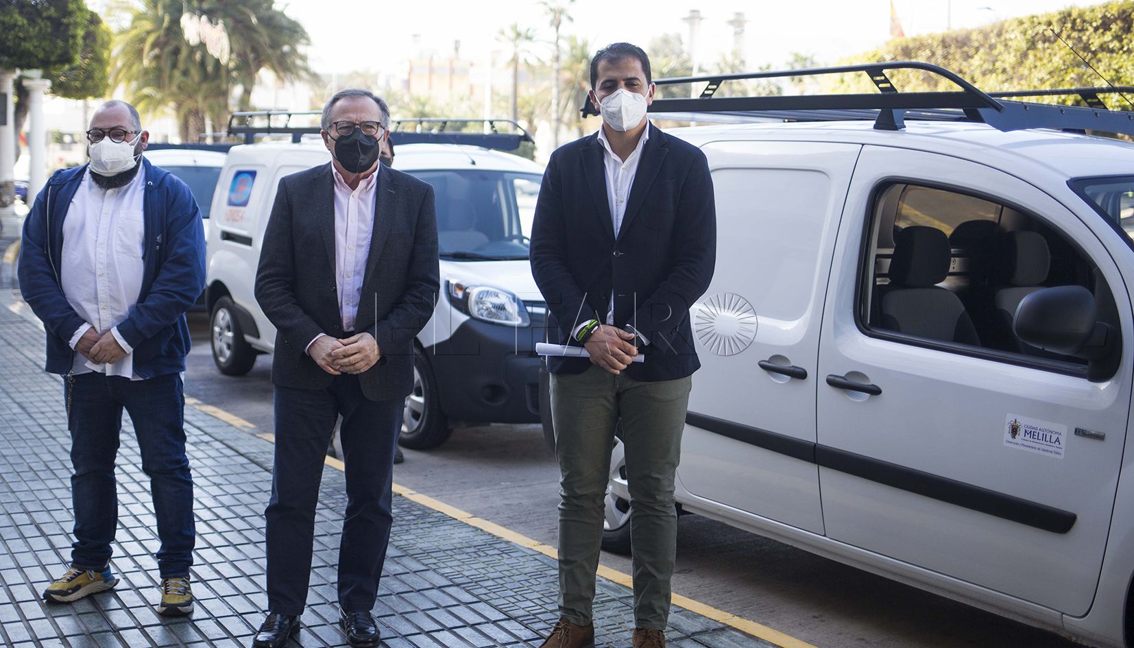 vehiculos El servicio de mantenimiento del alumbrado público estrena tres vehículos eléctricos
