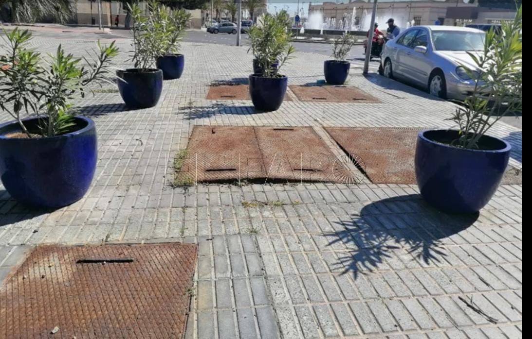Arquetas Podemos Melilla pide que se reparen las arquetas de Marina Española