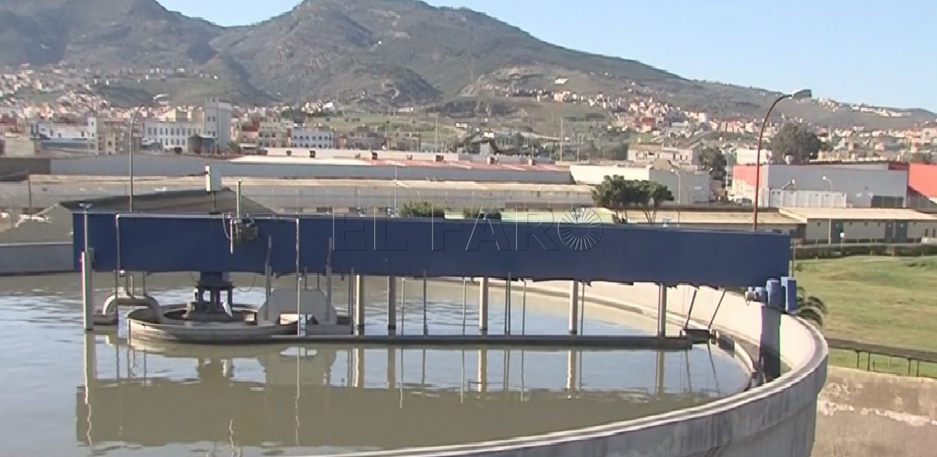 Melilla busca ahorrar 39.000 euros anuales con la implantación de placas solares en la depuradora