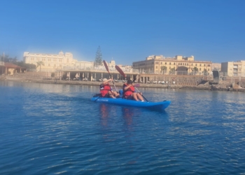 IMG 20210316 WA0025 El Real Club Marítimo de Melilla promueve las actividades con kayaks