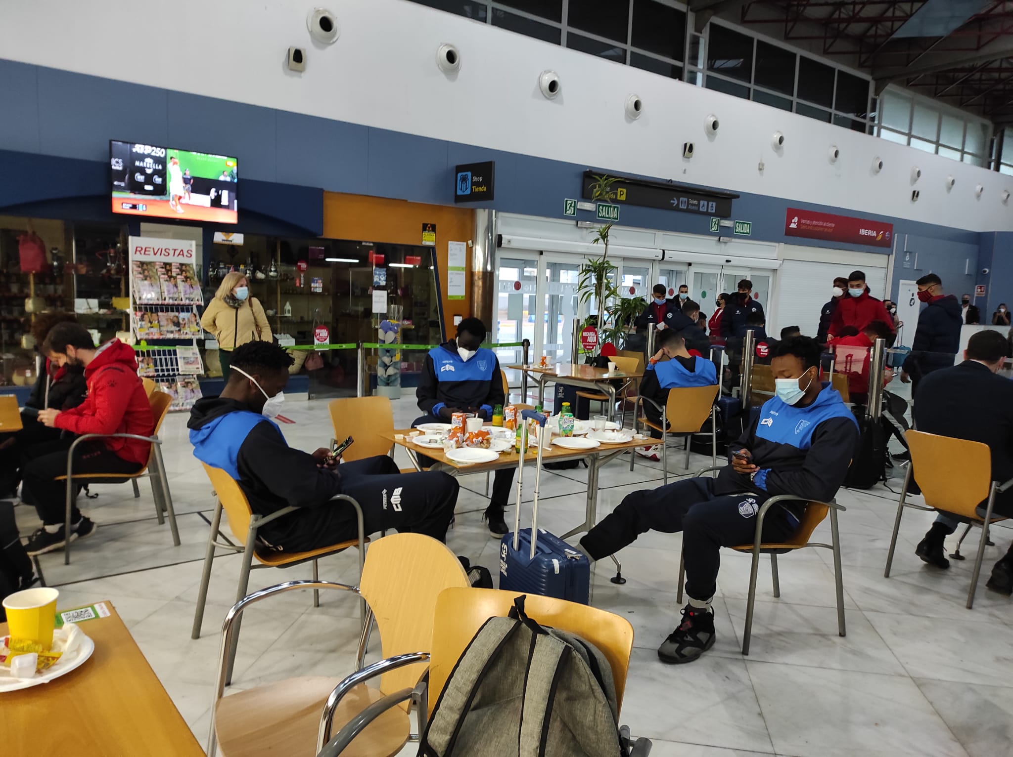 Retraso en la salida de la expedición del Melilla Sport Capital hasta Lleida