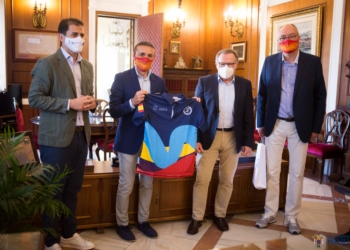 EzPvvsMUUAIsy0g Las autoridades apoyan al triatlón