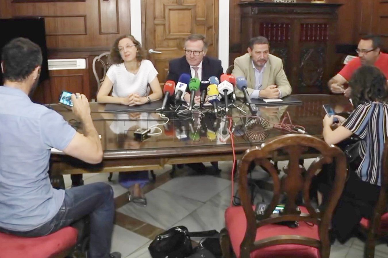 decastro De Castro, Aberchán y Rojas se reúnen hoy para reflexionar del Gobierno local