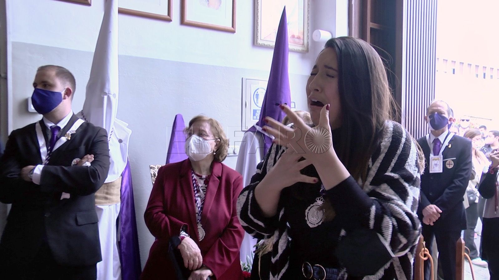 estefania saavedra Una saeta cargada de agradecimiento para Jesús Cautivo y María Santísima del Rocío