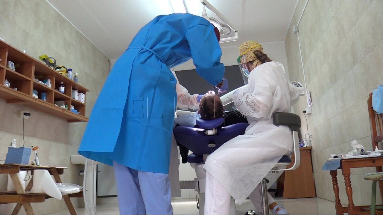 la clinica dental del ceti cumple un ano en pleno funcionamiento La clínica dental del CETI cumple un año en pleno funcionamiento