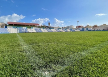unnamed 1 5 Vuelve la afición al Álvarez Claro