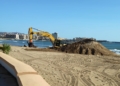 3 2 Las máquinas trabajan en la playa del Hipódromo