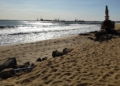Las máquinas trabajan en la playa del Hipódromo