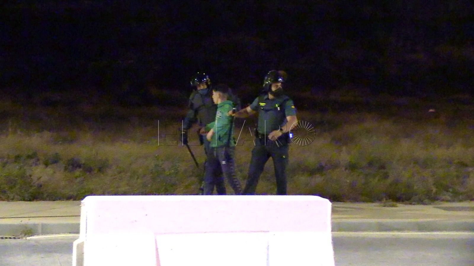 Farhana 30 marroquíes consiguen entrar a Melilla por varios puntos de la valla