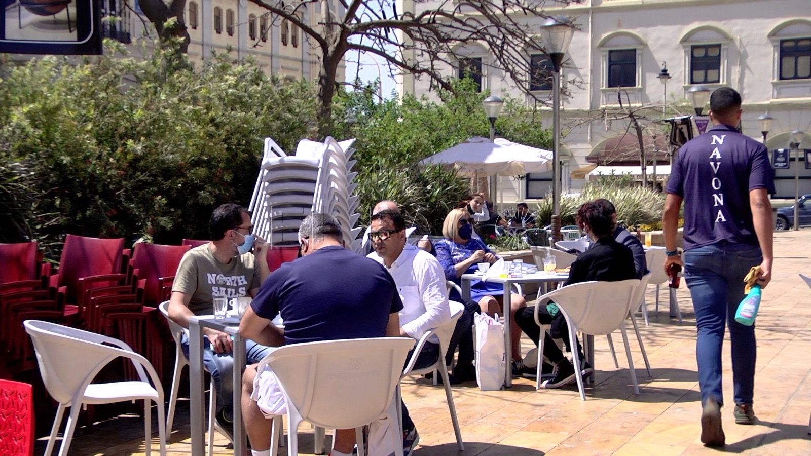 prevencion hosteleria Se mantiene la precaución ciudadana y se aprende a convivir con el virus
