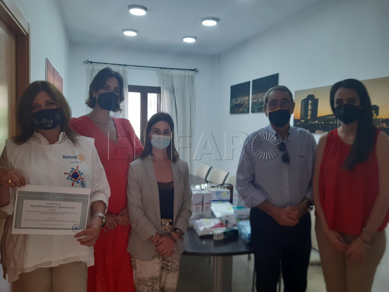Donación La clínica dental del CETI recibe material donado por el Club Rotary