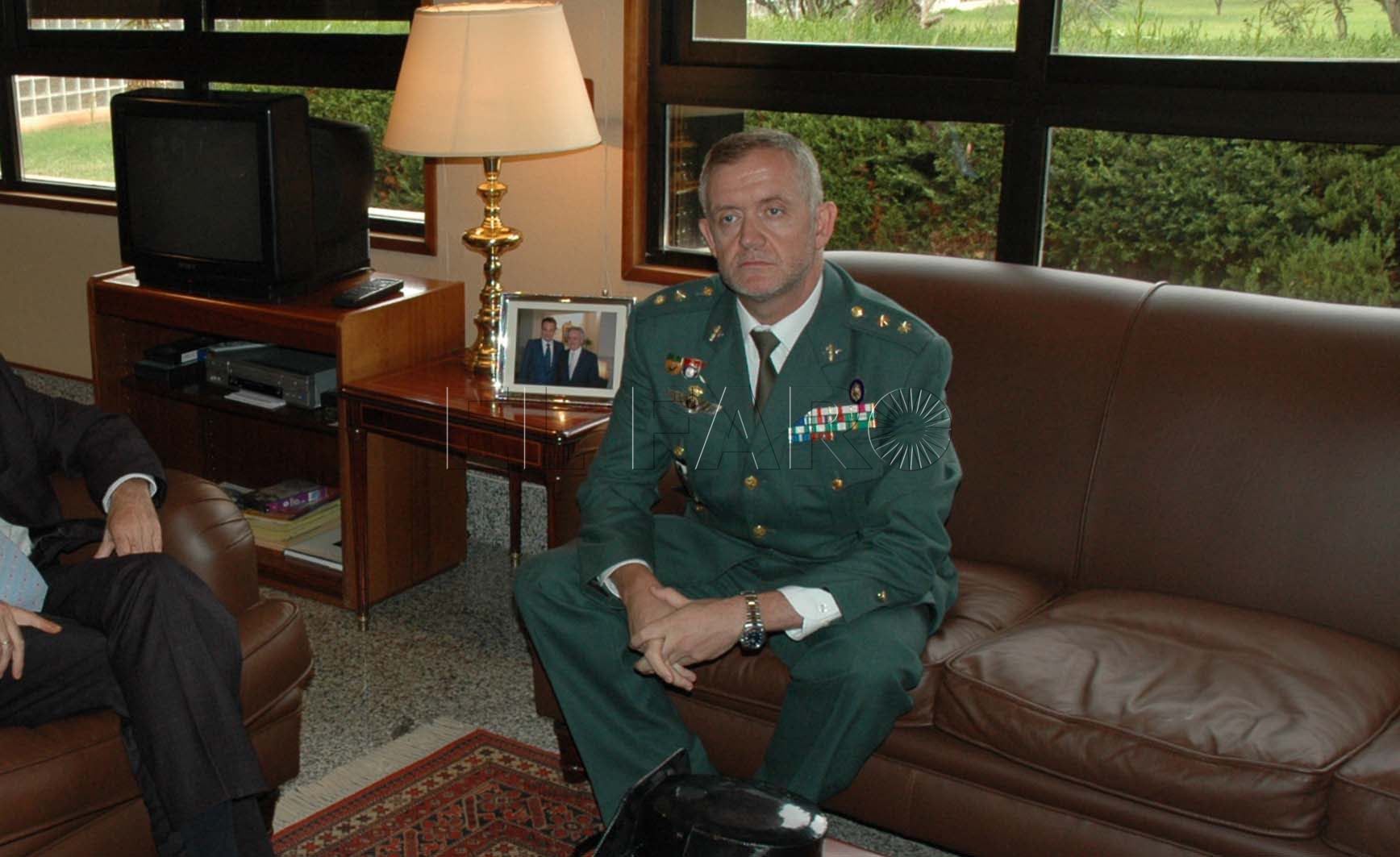 Manuel Llamas Ascienden a Manuel Llamas a teniente general de la Benemérita