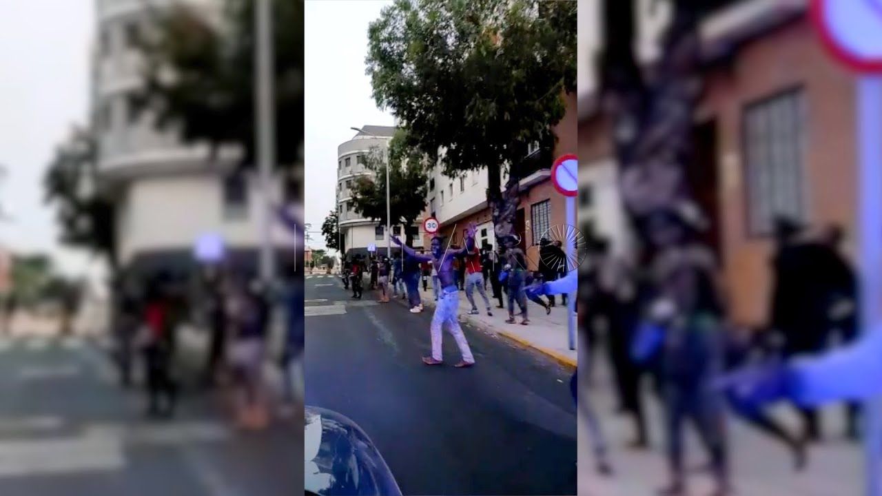unos 238 subsaharianos logran saltar la valla a la altura de barrio chino Unos 238 subsaharianos logran saltar la valla a la altura de Barrio Chino