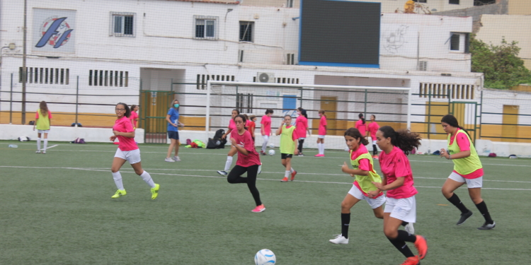 Éxito del III Campus de Tecnificación de Fútbol Femenino
