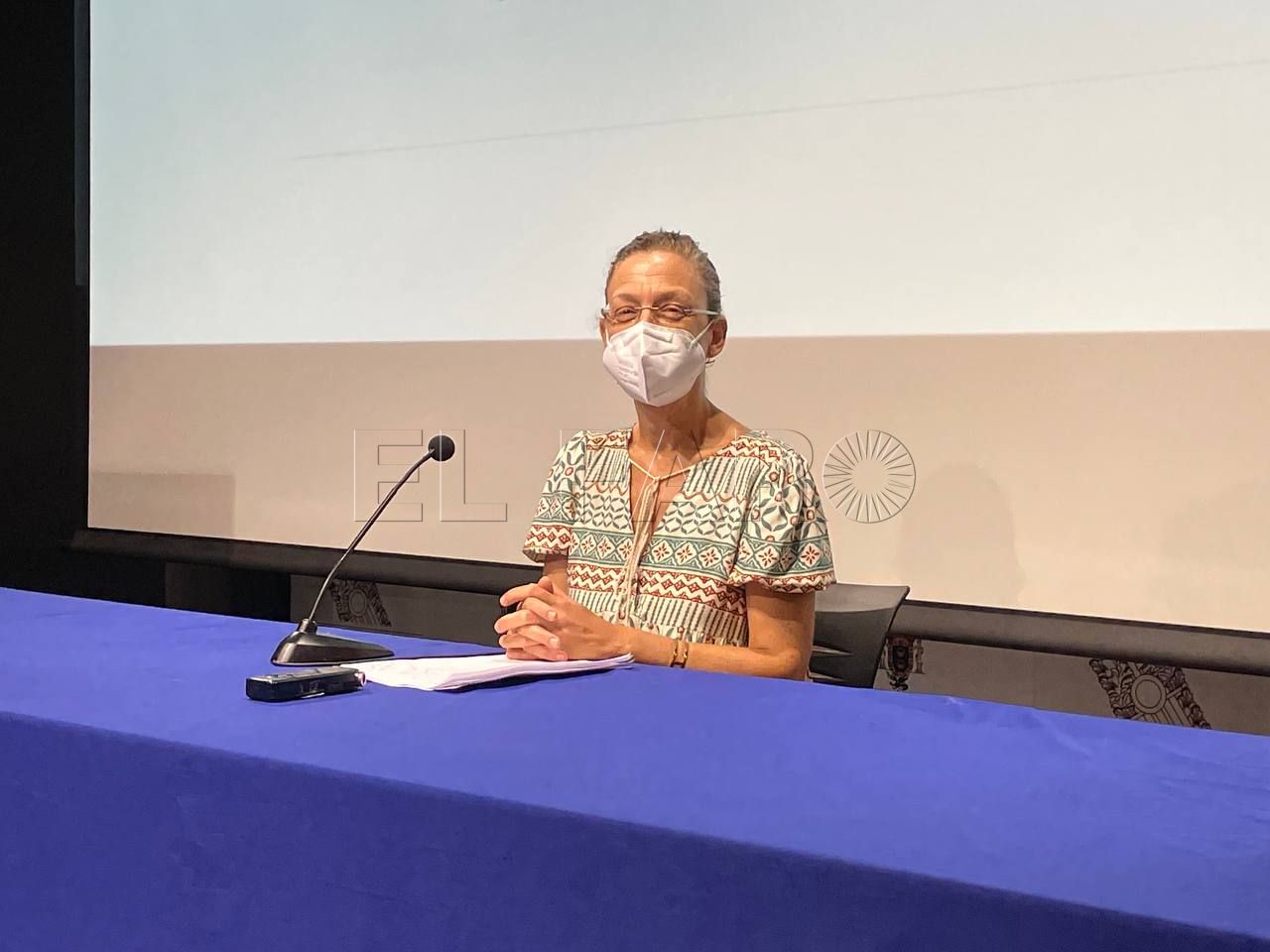 gloria rojas Rojas hace un llamamiento a la prudencia y a la vacunación frente a la COVID-19