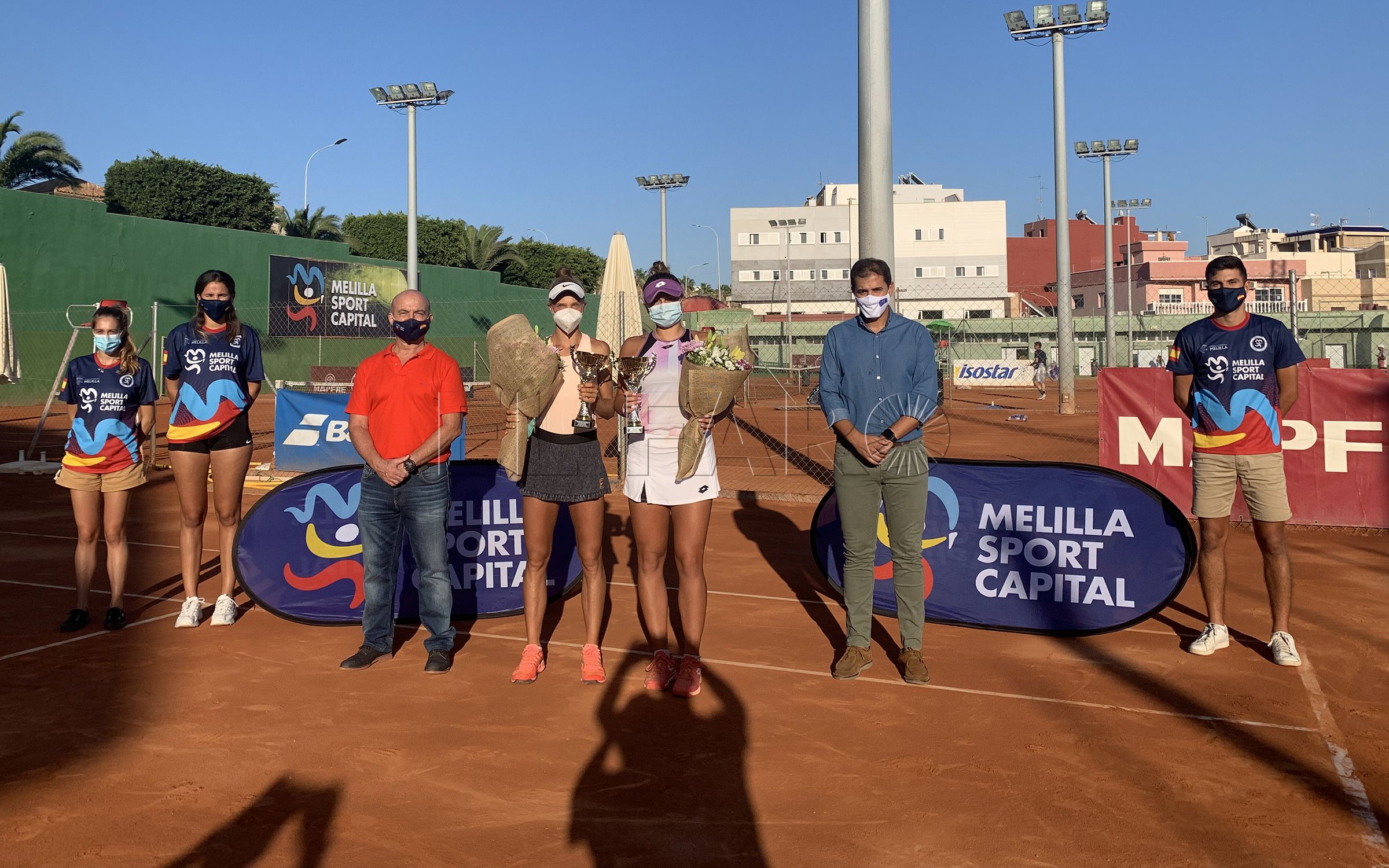 1 4 Hennemann-Ku ganan en dobles el Internacional local