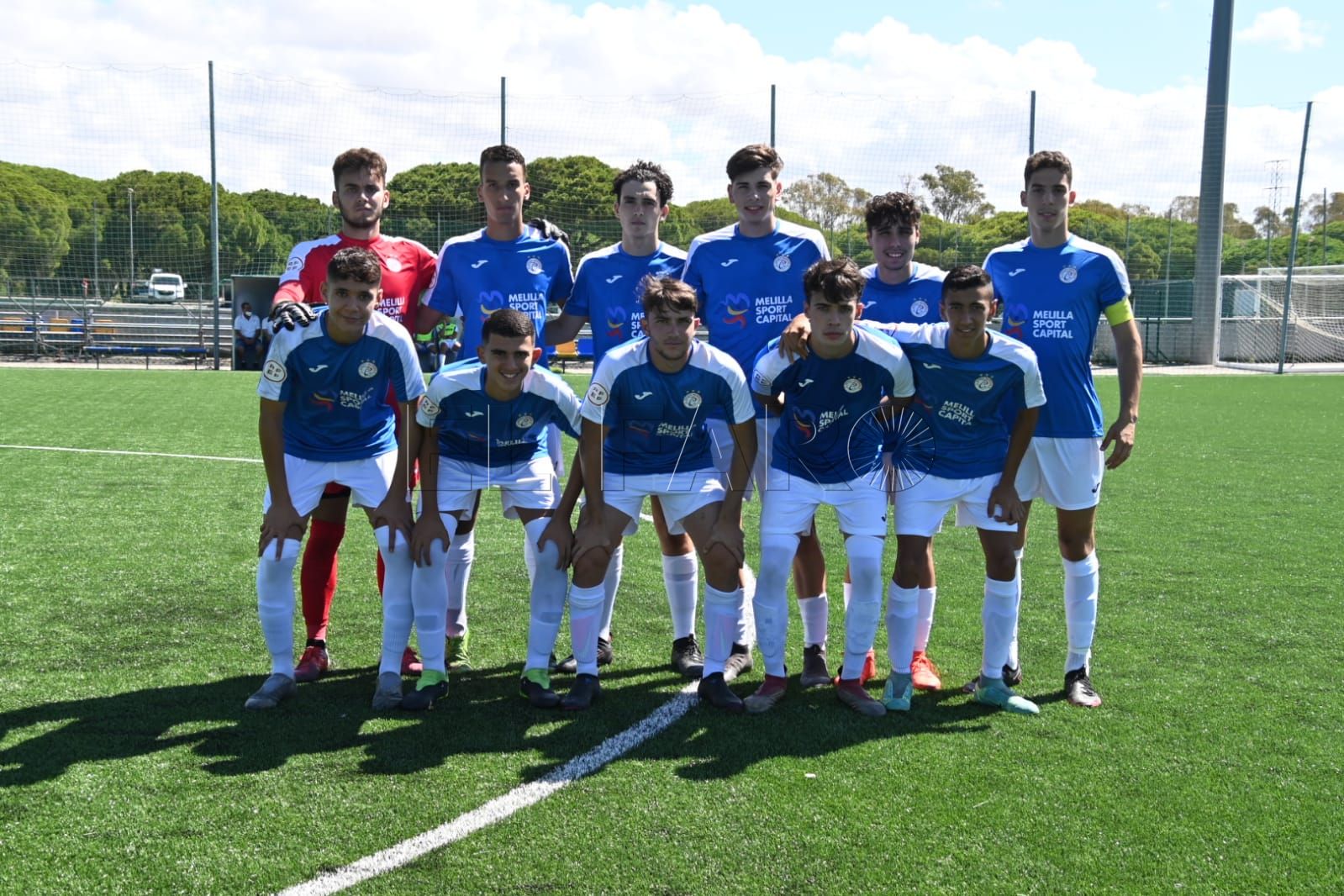 E Dura derrota del Jóvenes Promesas en la División de Honor juvenil de fútbol