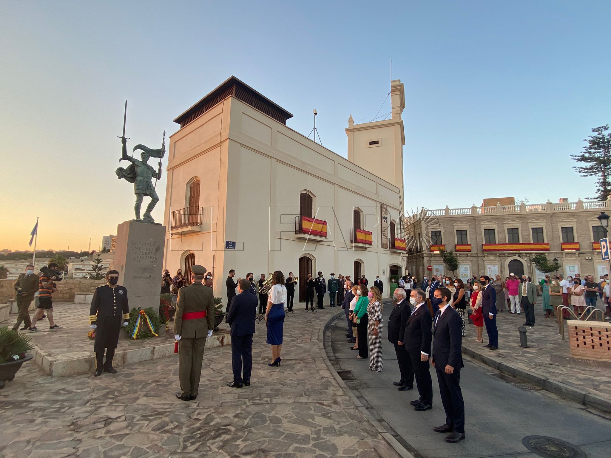 ea34d9af 4594 4ae7 a1da 12a62ccb467a Honores a Pedro de Estopiñán en el Día de Melilla