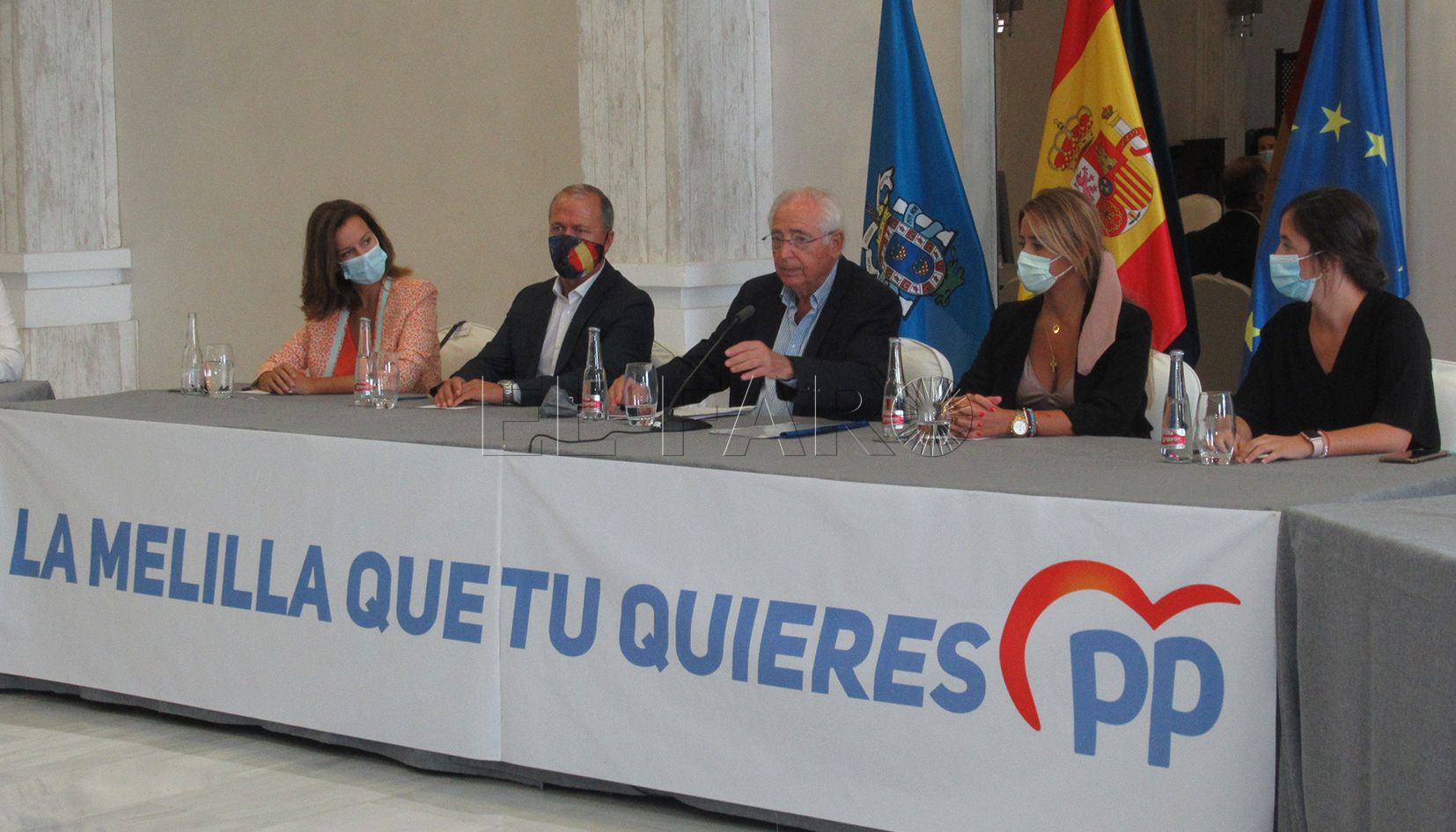 imbroda El PP propone ayudas a jubilados, un plan para jóvenes y bajar las tasas y el IBI