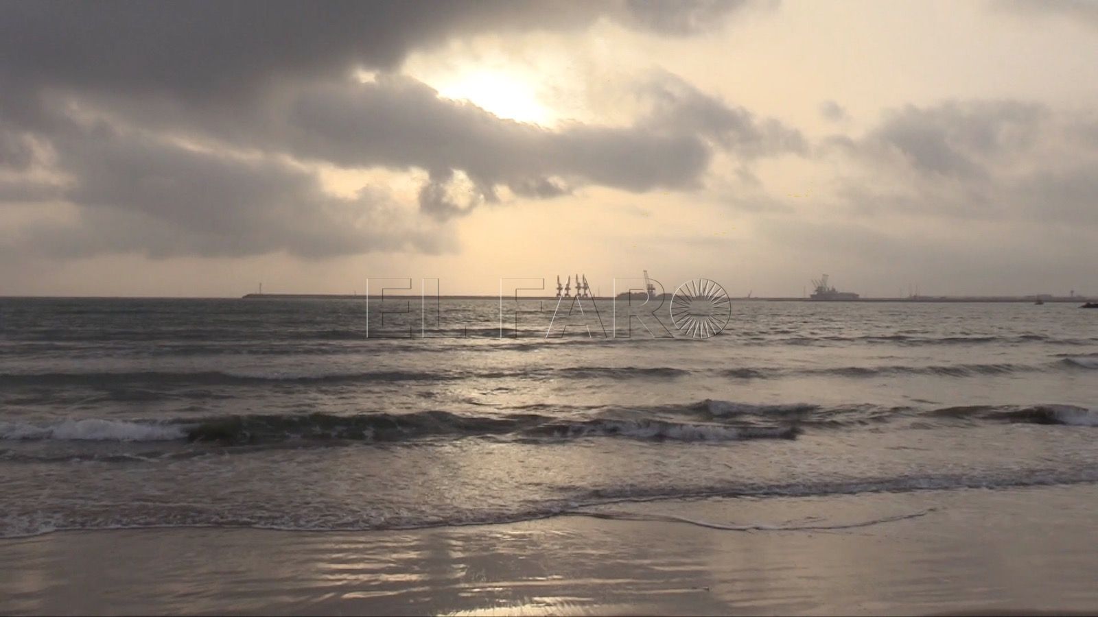 mar Melilla despierta con cielos nubosos y poca probabilidad de lluvia