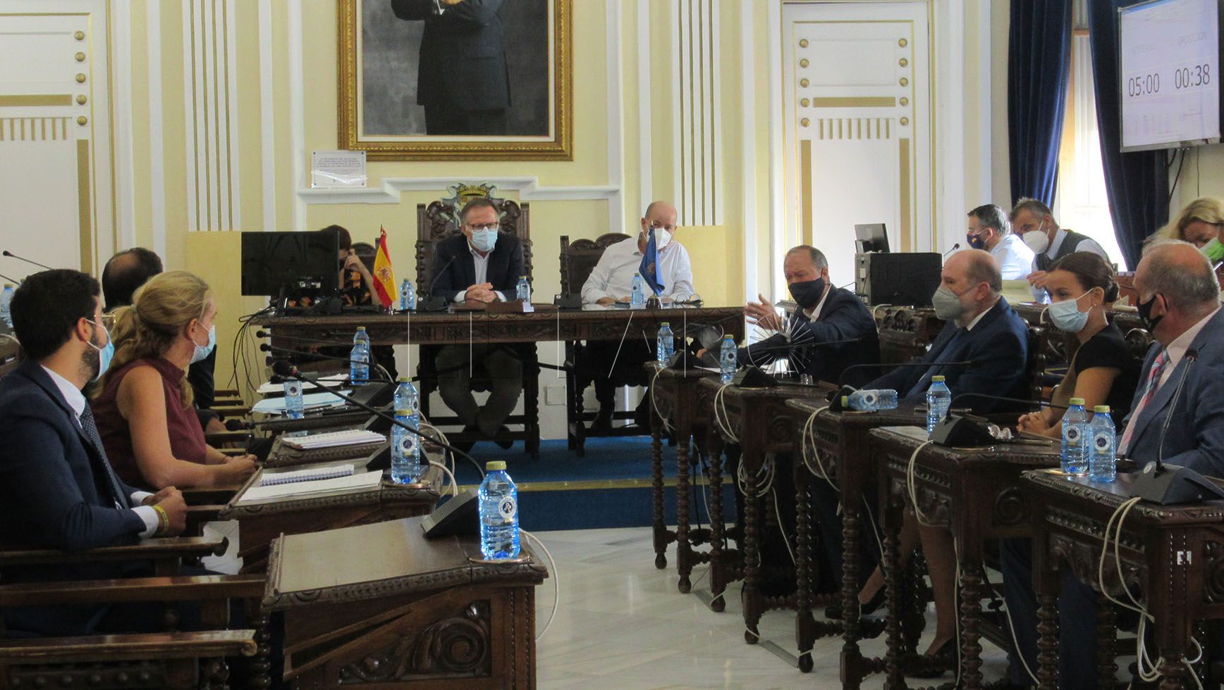 pleno 1 El debate sobre los contratos de emergencia acaba en bronca política en el pleno