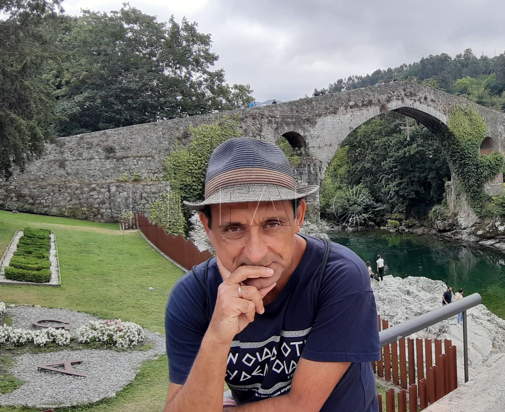 11 2 El Carrillo/Javier Velaza: “En aquellas eternas tardes de verano en la piscina con mis amigos el mundo se parecía mucho al paraíso”
