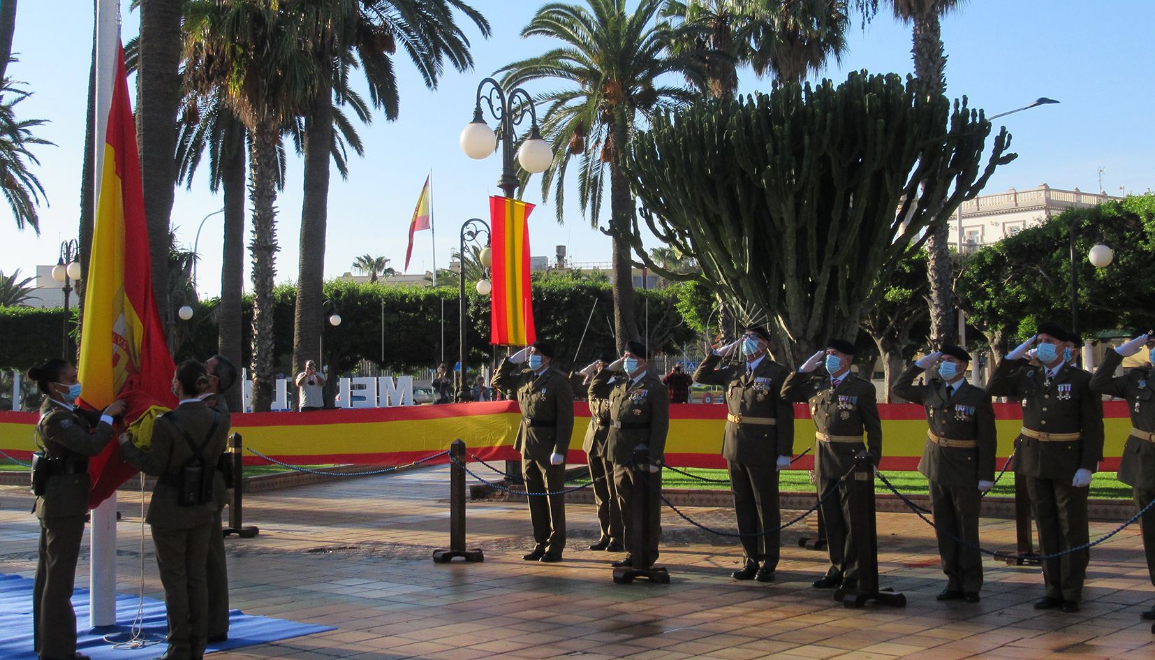 8 2 Actos en Melilla por el centenario de la Campaña de 1921: izado de la bandera