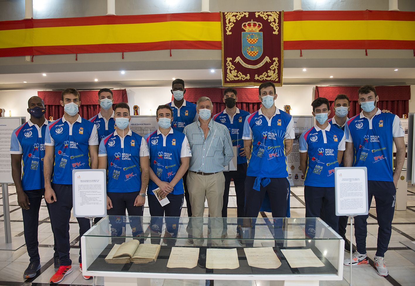 ANNUAL 13 Los Gladiadores se empapan de la historia de nuestros héroes