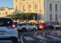 Accidente 1 Una mujer se planta en la Asamblea para ver al presidente y salir de Melilla