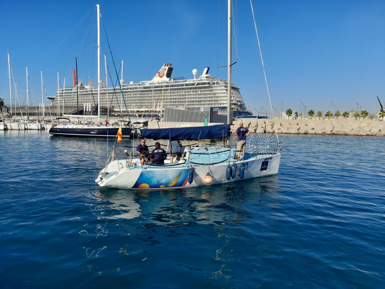 FBwY1rRWQAMVSUK Los barcos melillenses se quedan a las puertas del pódium en Málaga
