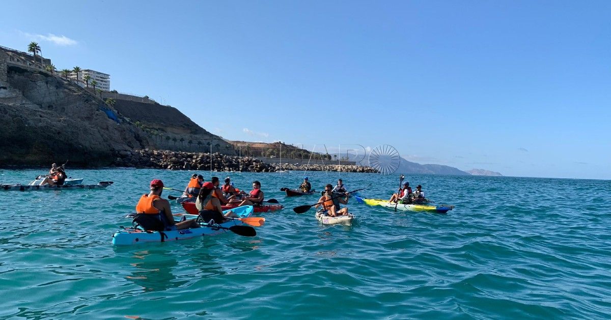 Kayak portada La historia de Melilla, vista desde un kayak